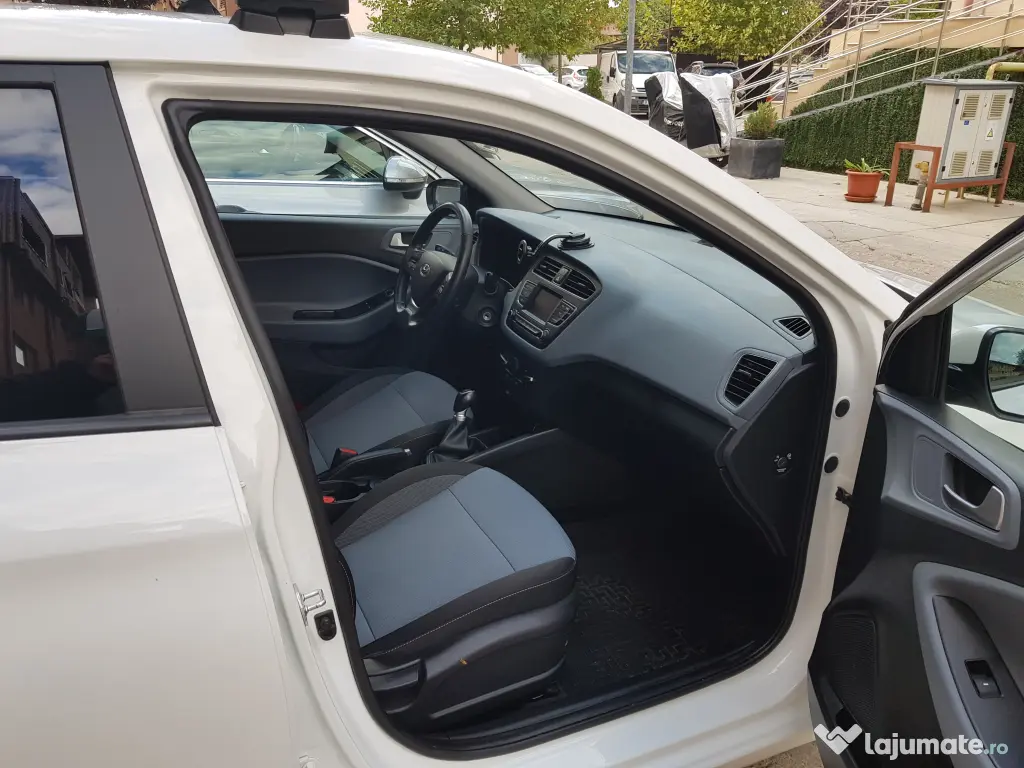 Hyundai i20 Comfort+ 1.2 Benzină 84 CP | 2020 | 55.000 km | Primul proprietar