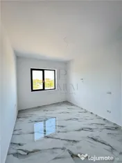Giroc - 2 Camere - Etaj 2 - Decomandat - Bucatarie inchisa -