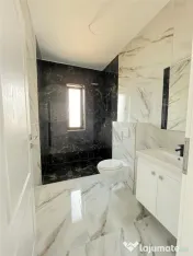Giroc - 2 Camere - Etaj 2 - Decomandat - Bucatarie inchisa -