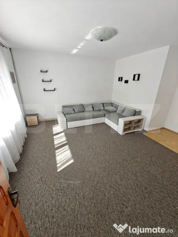 Casa spatioasa de inchiriat | Ideala pentru sediu de firma, - Pitesti (Arges)