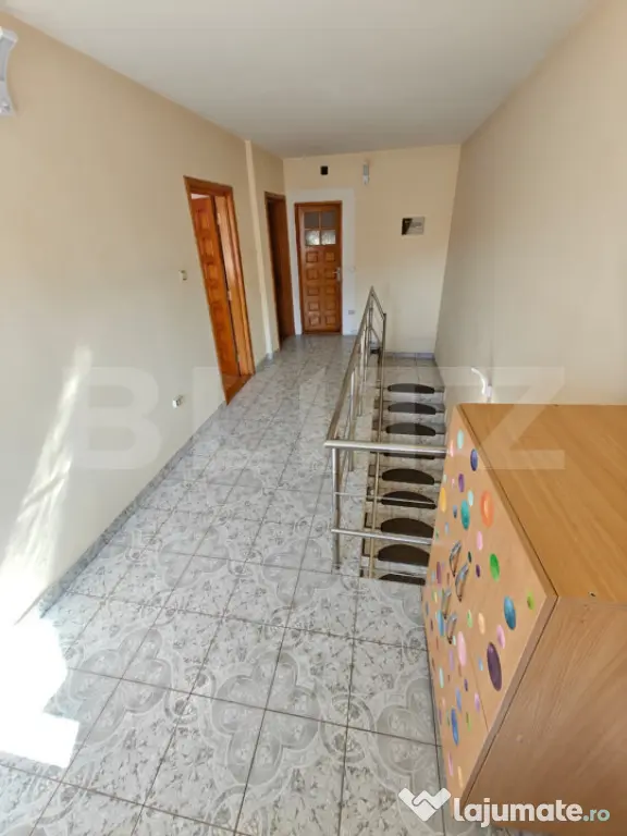 Casa spatioasa de inchiriat | Ideala pentru sediu de firma, - Pitesti (Arges)