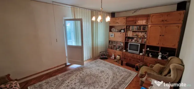 Apartament 3 camere decomandat, 2 bai, 75 mp total - Brazda - Craiova (Dolj)