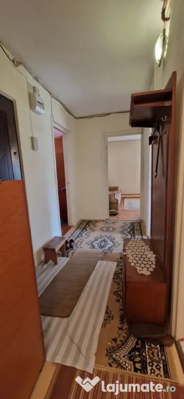 Apartament 3 camere decomandat, 2 bai, 75 mp total - Brazda - Craiova (Dolj)