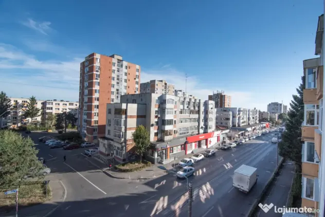 Apartament 2 camere decomadat Trivale, Pitesti. - Pitesti (Arges)