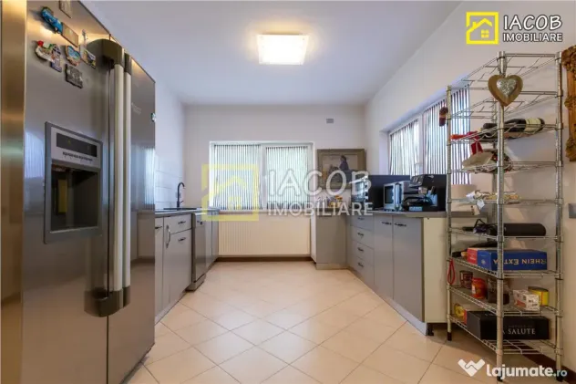 Apartament 4 camere, Rezidential Cupidon Bacau - Bacau (Bacau)