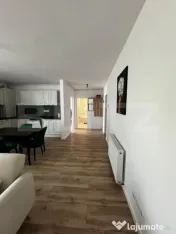 Apartament 2 camere, 52 mm, terasă 40 mp,parcare, zona Eroi