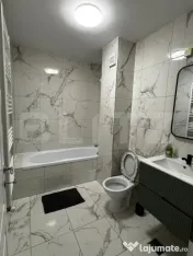 Apartament 2 camere, 52 mm, terasă 40 mp,parcare, zona Eroi