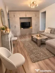 Apartament modern cu 2 camere, 68 mp, etaj intermediar, zona 