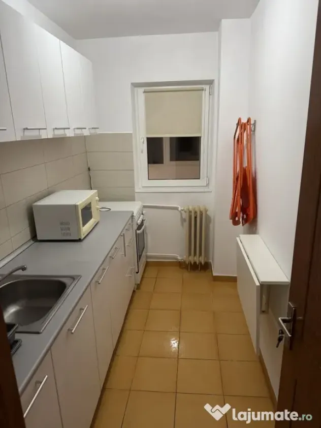 Tineretului etaj 4 decomandat - Bucuresti (Bucuresti-Ilfov)
