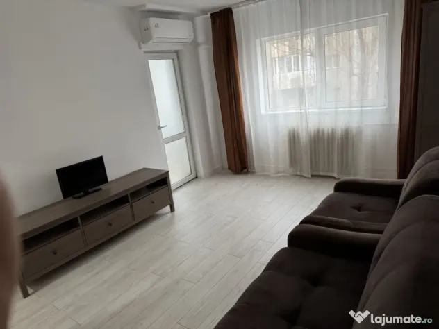 Tineretului etaj 4 decomandat - Bucuresti (Bucuresti-Ilfov)