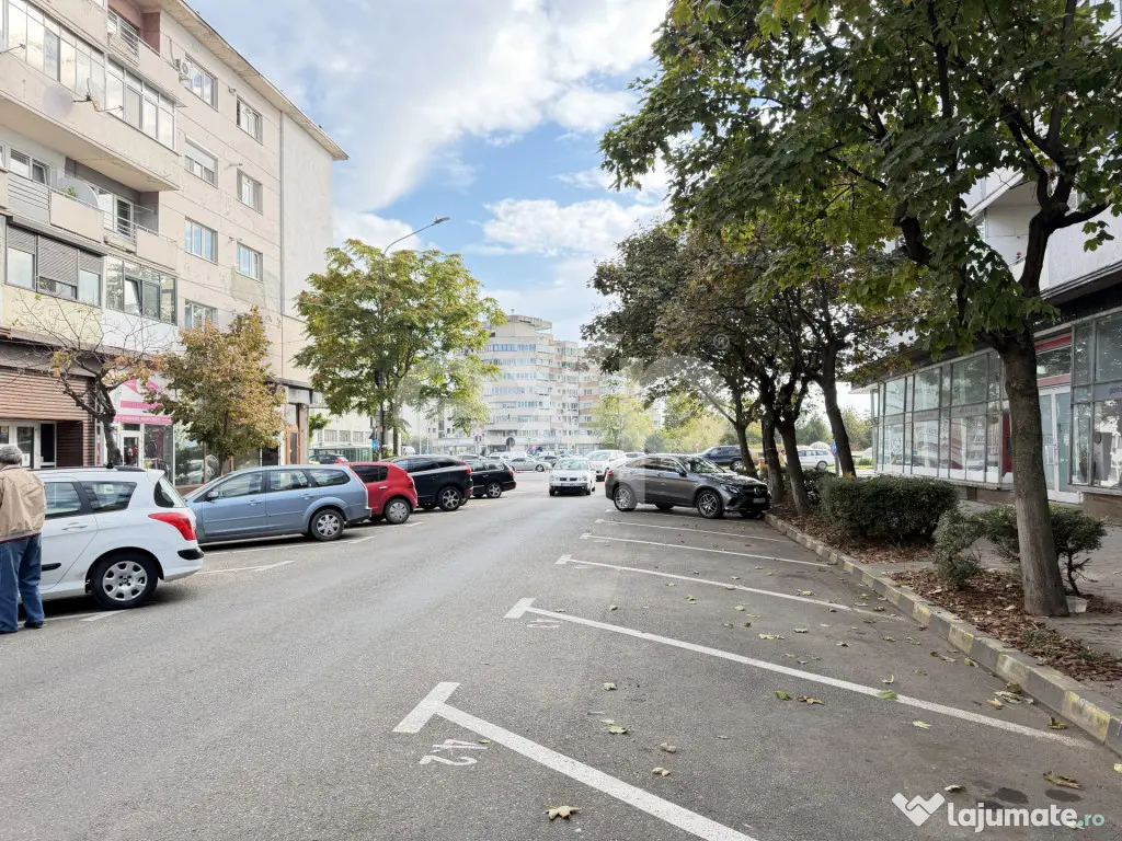 Spațiu comercial de închiriat 72 mp, Cal Mărășești, Ul - Bacau (Bacau)
