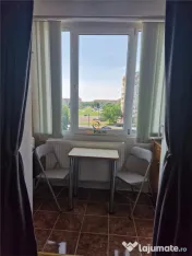 Garsoniera Cu Centrala Proprie / Zona Soarelui 
