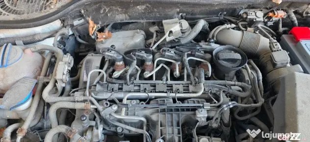 Dezmembrez motor complet cod CAYC 1.6 tdi Skoda Octavia perfect functional - Constanta (Constanta)