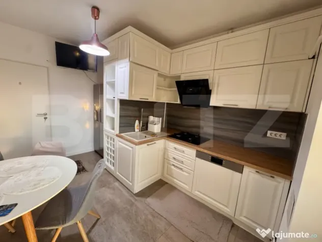 Apartament 3 camere modern 75 mp, | zona KFC-Calea Bucureșt - Craiova (Dolj)