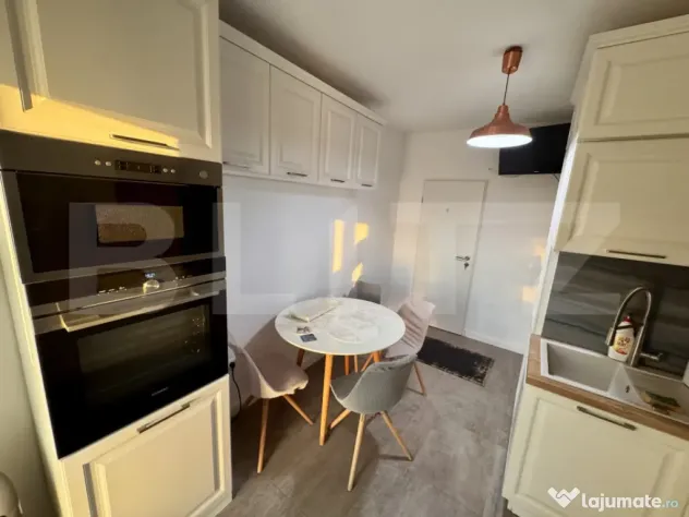 Apartament 3 camere modern 75 mp, | zona KFC-Calea Bucureșt - Craiova (Dolj)