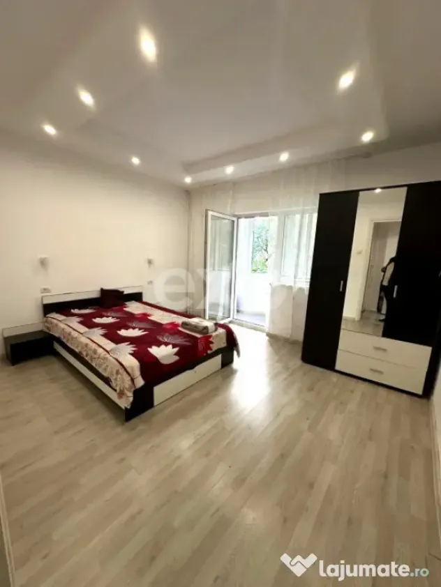 Inchiriez-3 CAMERE | 60 MP | PARTER | OPEN-SPACE + BALCON | - Bucuresti (Bucuresti-Ilfov)