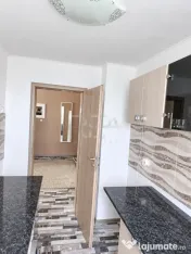 2 camere, la 3 minute de metrou Favorit