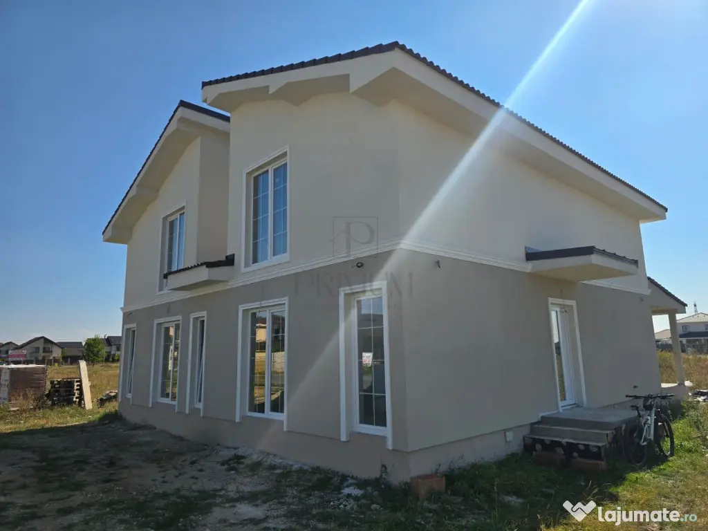 Duplex in zona foarte buna - personalizare interioara - Mosnita Noua (Timis)