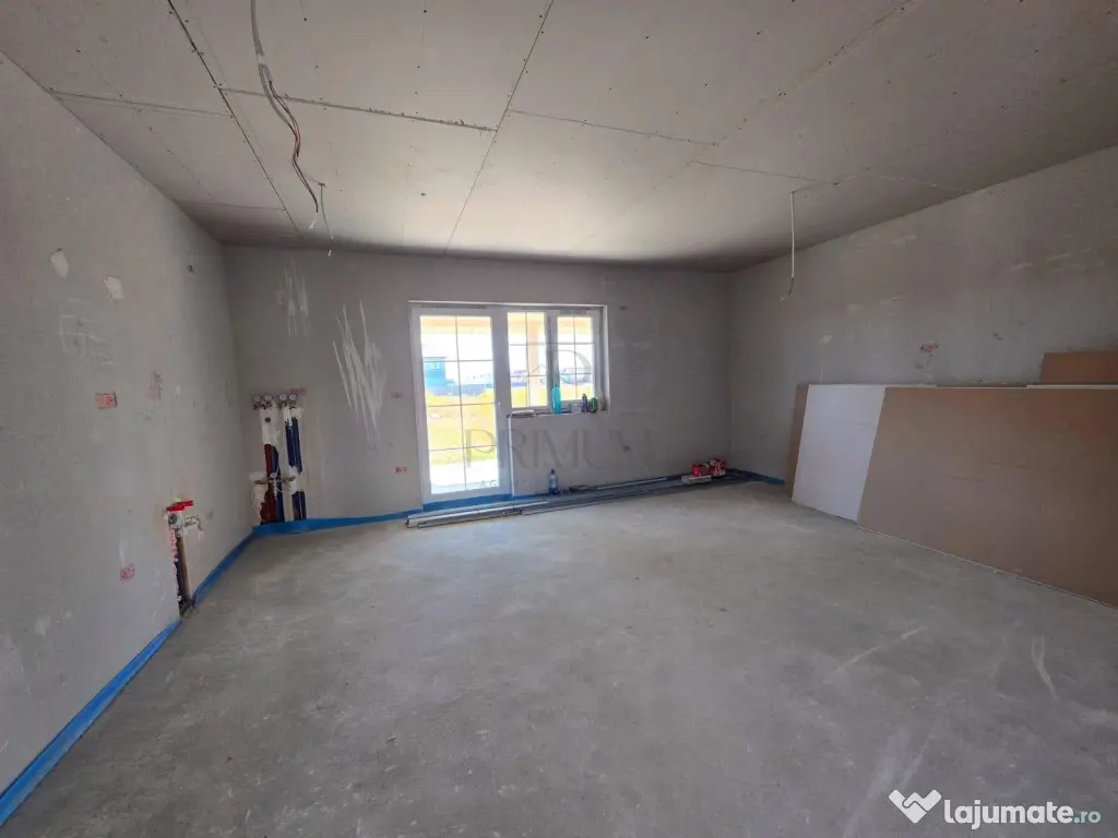 Duplex in zona foarte buna - personalizare interioara - Mosnita Noua (Timis)