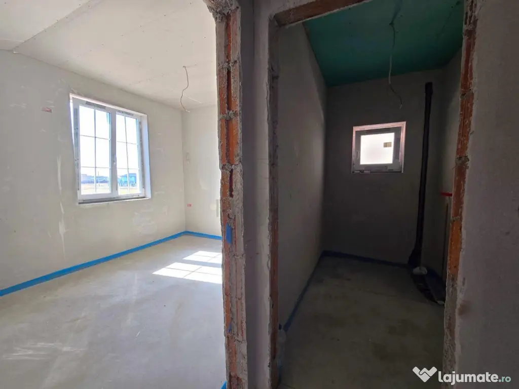 Duplex in zona foarte buna - personalizare interioara - Mosnita Noua (Timis)