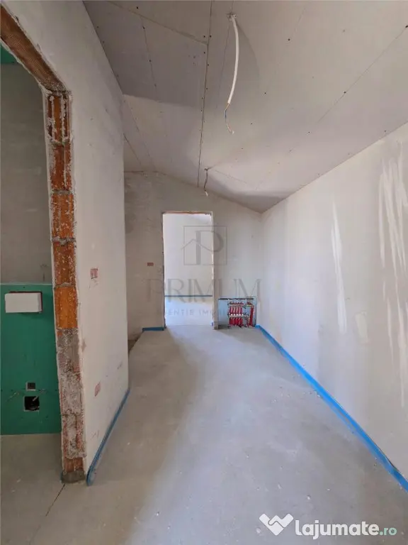 Duplex in zona foarte buna - personalizare interioara - Mosnita Noua (Timis)