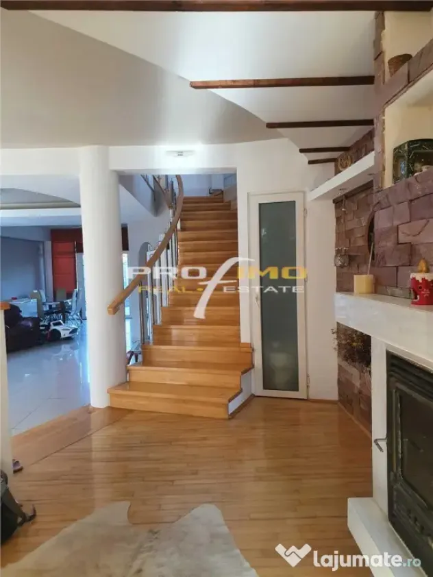 Vila exclusivista, P 1 M, Km 5, amenajata deosebit, mobilata - Constanta (Constanta)