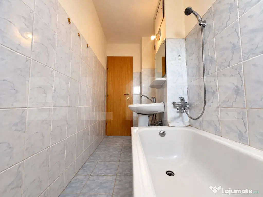Apartament cu 2 camere mobilat și utilat în Zarnesti cu pr - Zarnesti (Brasov)