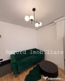 Prima inchiriere 2 camere Str.Eroilor blocurile albe