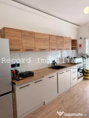 Prima inchiriere 2 camere Str.Eroilor blocurile albe 
