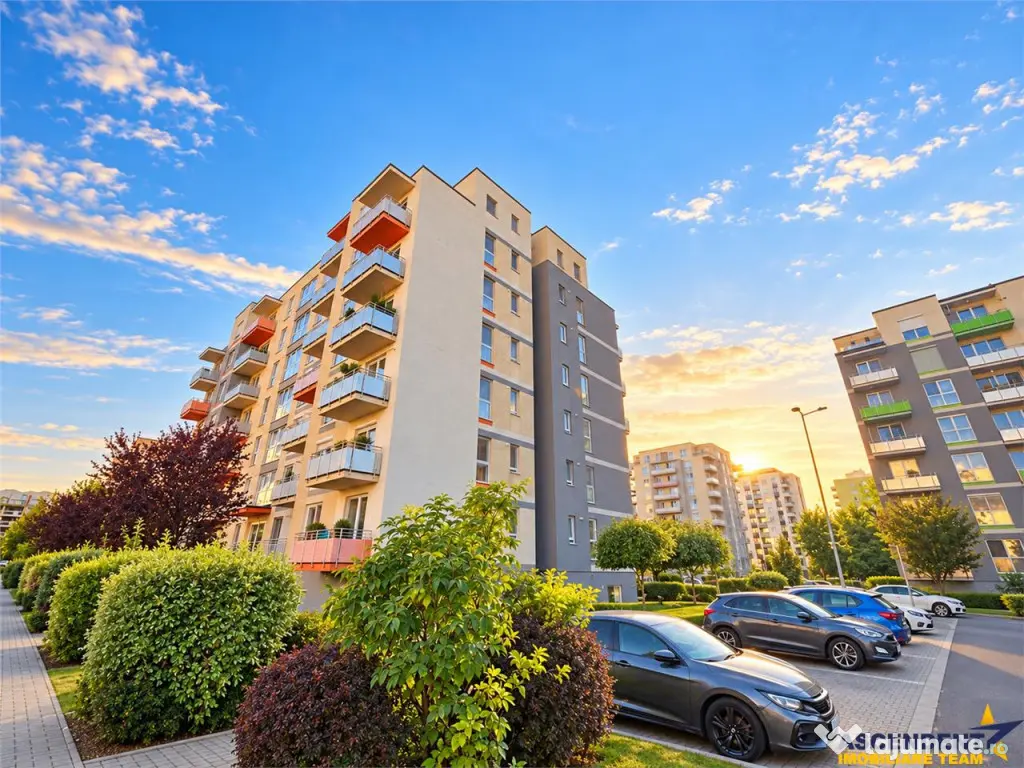 Apartament 2 camere decomandat, renovat, balcon, parcare, bo - Brasov (Brasov)