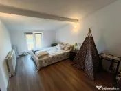 Apartament 4 camere, 95 mp utili, cu mansarda – zona Centr 