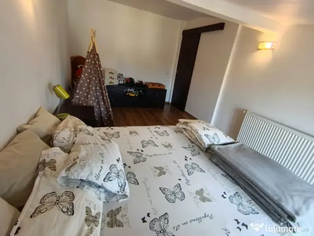 Apartament 4 camere, 95 mp utili, cu mansarda – zona Centr - Baia Mare (Maramures)
