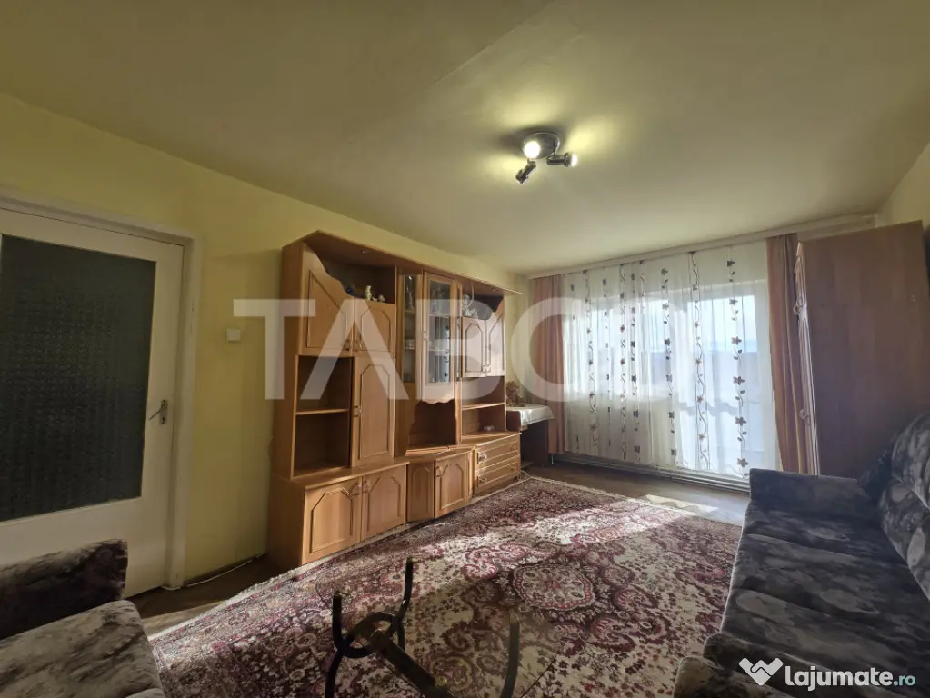 Apartament 2 camere de inchiriat 52mp decomandat balcon Stra - Sibiu (Sibiu)