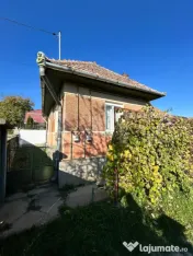 Casa de vanzare in satul Murgesti, comuna Acatari 