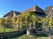Casa de vanzare in satul Murgesti, comuna Acatari 