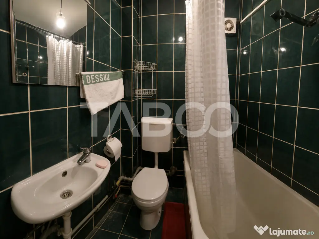 Apartament 3 camere de vanzare etaj intermediar Sibiu -chiri - Sibiu (Sibiu)