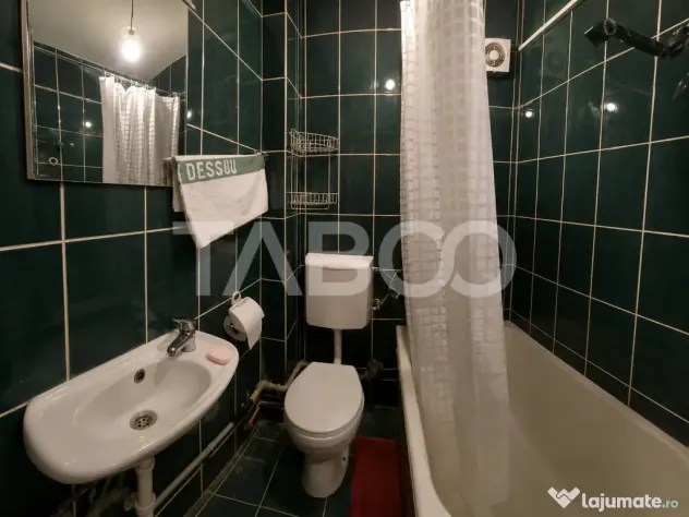 Apartament 3 camere de vanzare etaj intermediar Sibiu -chiri - Sibiu (Sibiu)