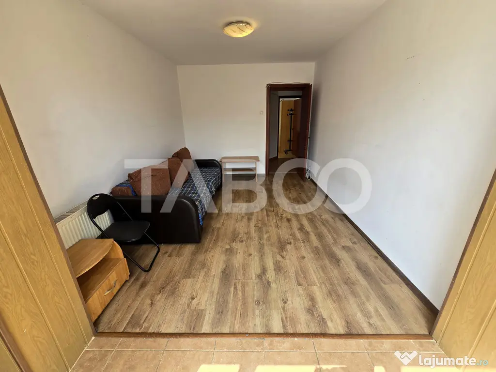 Apartament 2 camere de vanzare decomandat 52 mpu etaj 3 Tere - Sibiu (Sibiu)