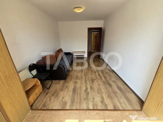 Apartament 2 camere de vanzare decomandat 52 mpu etaj 3 Tere - Sibiu (Sibiu)