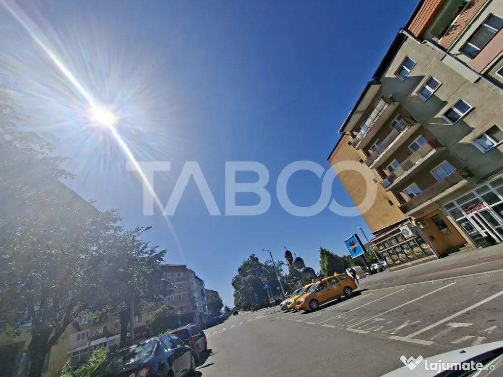 Apartament decomandat de vanzare 2 camere Strand etaj 4 acop - Sibiu (Sibiu)