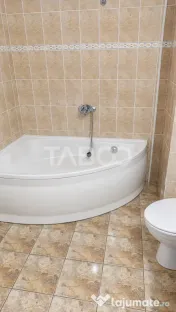 Apartament cu 2 camere cu balcon in Buna ziua zona Liceului 