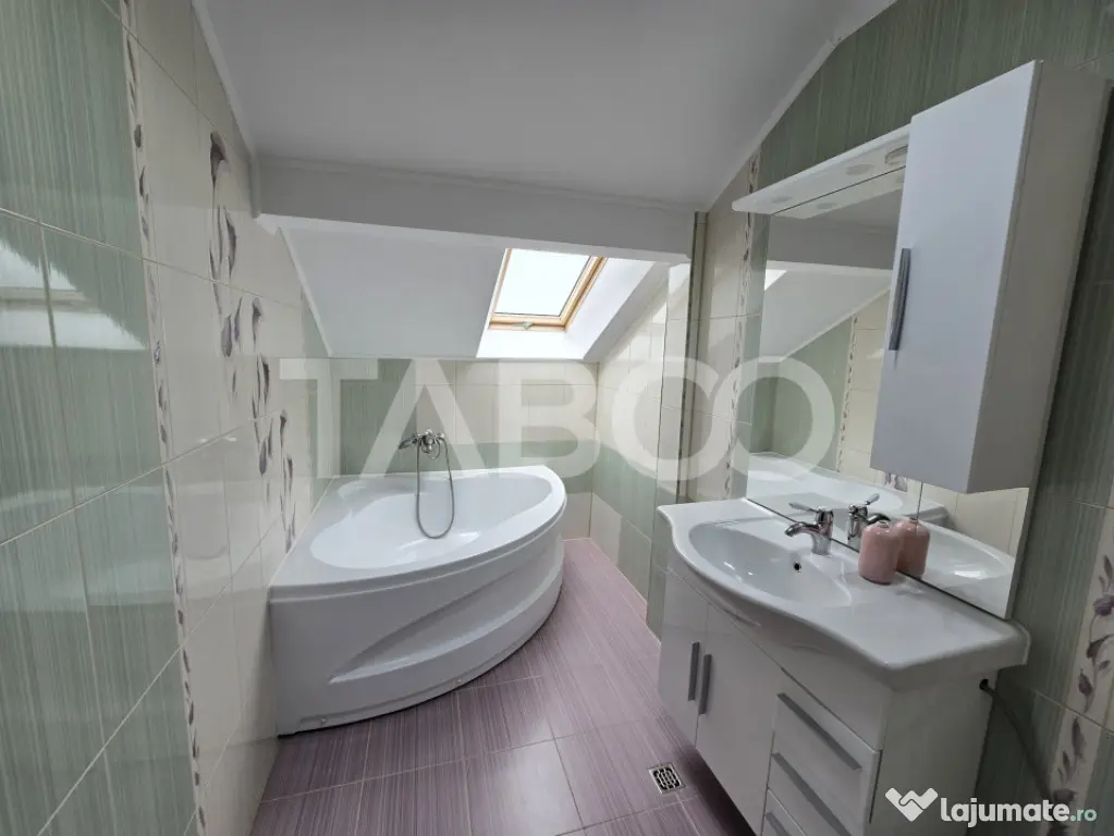 Apartament de vanzare 4 camere 3 bai 120mpu balcon Arhitecti - Sibiu (Sibiu)