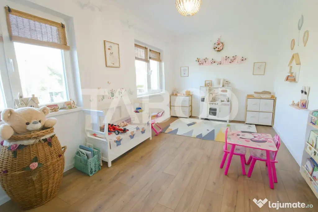 Casa moderna de vanzare in zona Dealul Sibiului din Sura Mar - Sura Mare (Sibiu)
