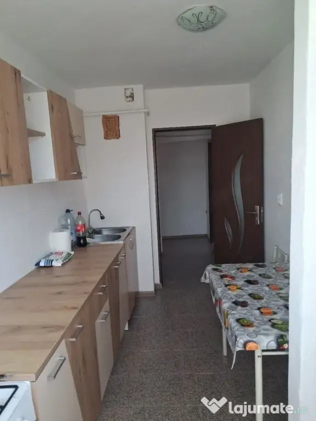 De inchiriat apartament cu 2 camere etaj 4 micro 13, 320 euro - Galati (Galati)