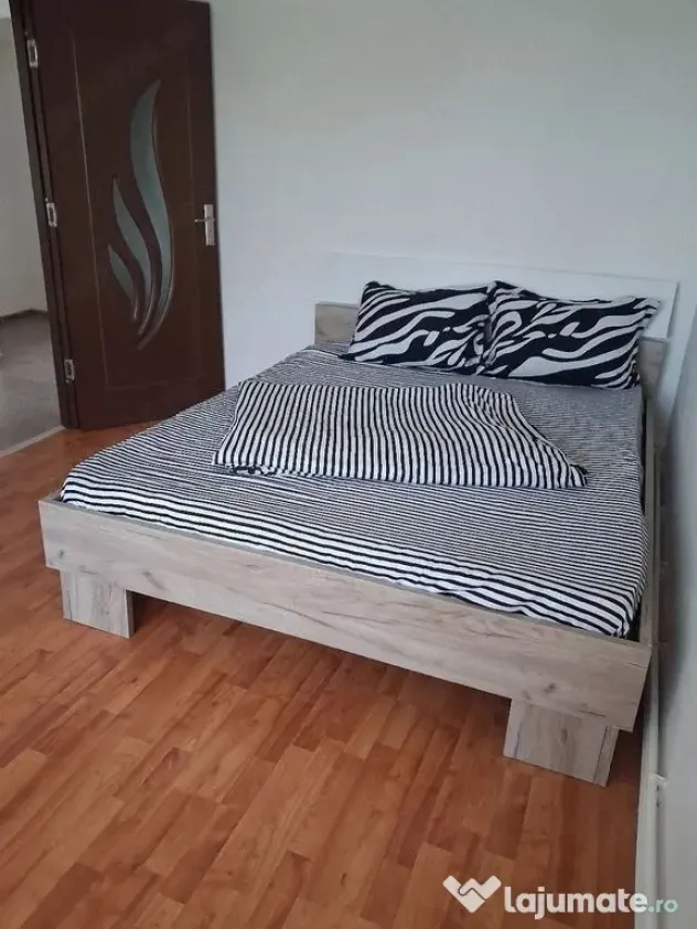 De inchiriat apartament cu 2 camere etaj 4 micro 13, 320 euro - Galati (Galati)