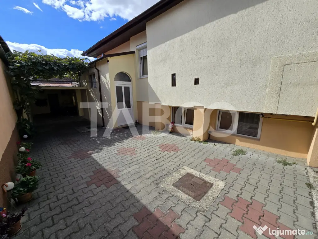 Casa individuala de vanzare cu teren 237 mp garaj in zona Lu - Sibiu (Sibiu)