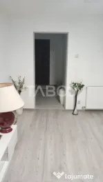 Apartament cu 3 camere de vanzare in Gheorgheni cu boxa zona