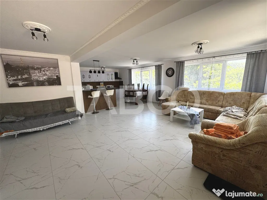 Casa de vis la munte 7 camere 5 bai ciubar teren 558 mp Rasi - Rasinari (Sibiu)