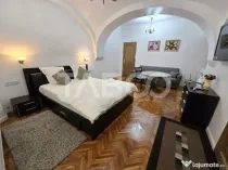 3 garsoniere functionale in regim hotelier in Centrul Istori