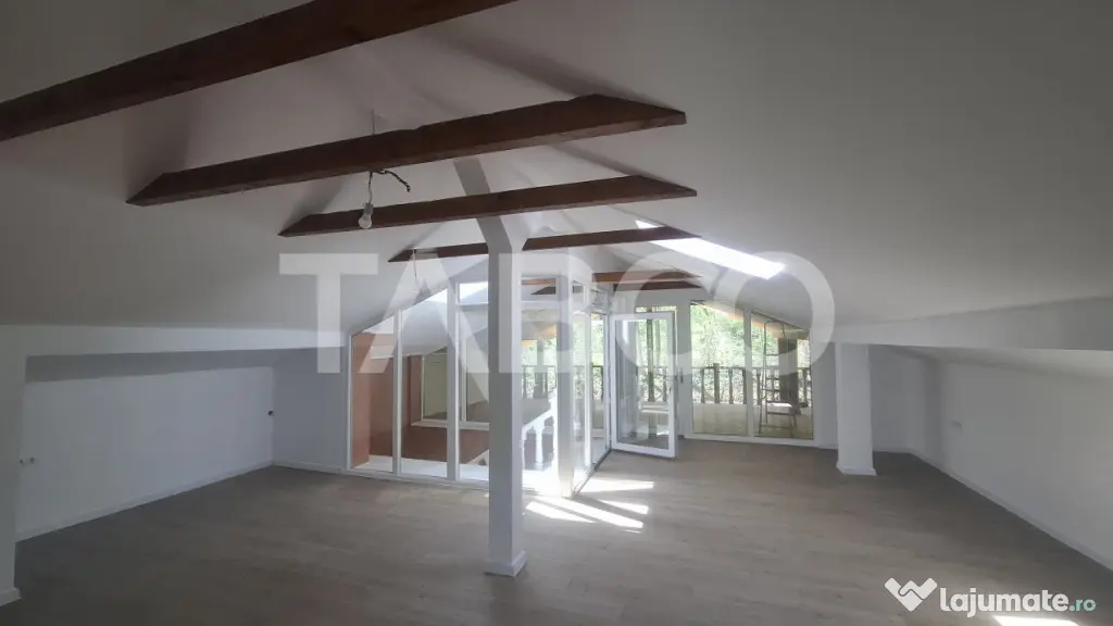 Casa de vanzare 405 mp utili 2 garaje 250 mp terase Slimnic - Slimnic (Sibiu)